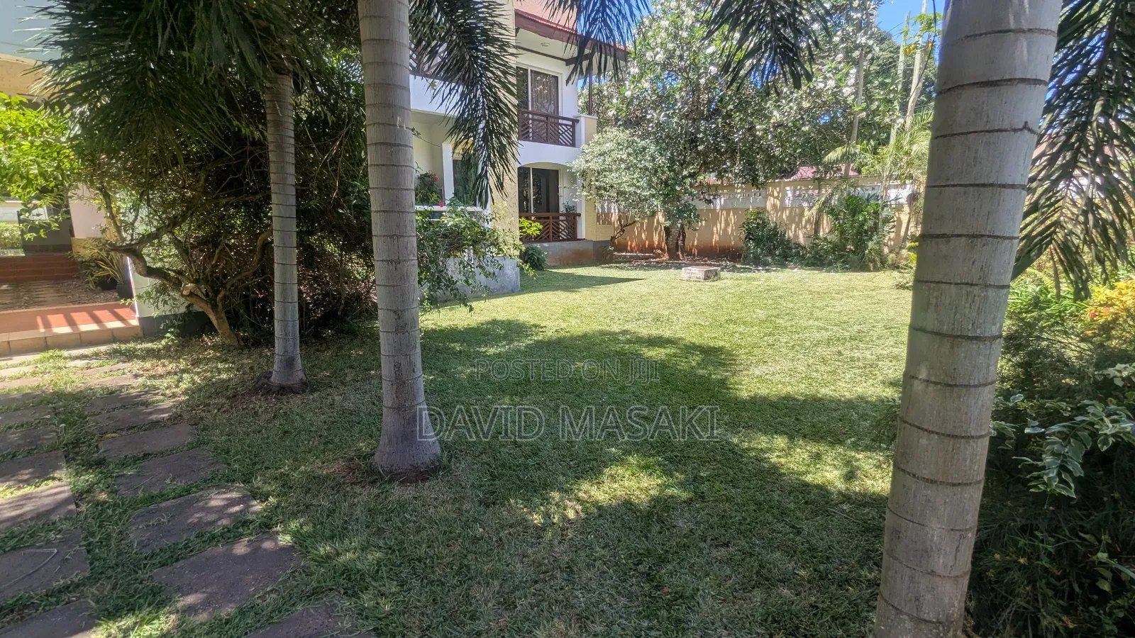 Furnished 3bdrm Apartment in Apartments, Oyster Bay for rent