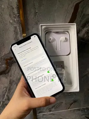 New Apple iPhone 11 64 GB White