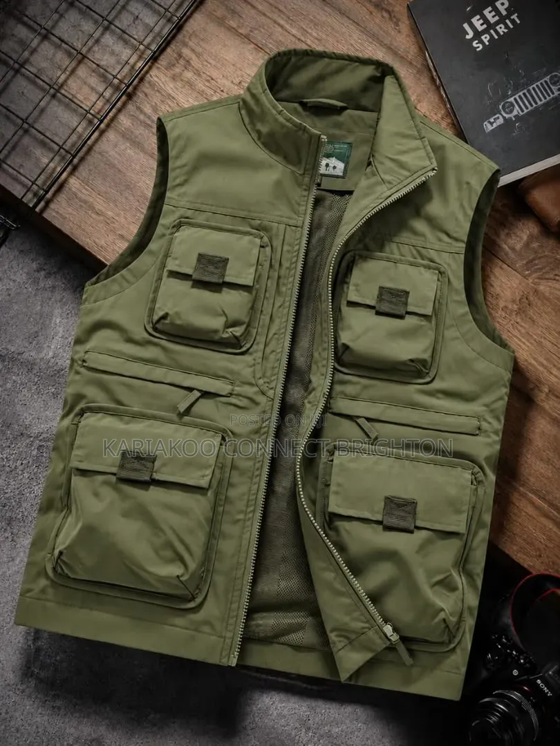 Army Green Multi-Pocket Cargo Vest Jacket With Zipper Closure