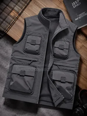 Army Green Multi-Pocket Cargo Vest Jacket With Zipper Closure