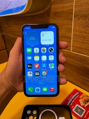 New Apple iPhone 11 128 GB Red
