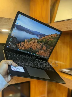 New Laptop Microsoft Surface Laptop 3 8GB Intel Core i5 SSD 256GB