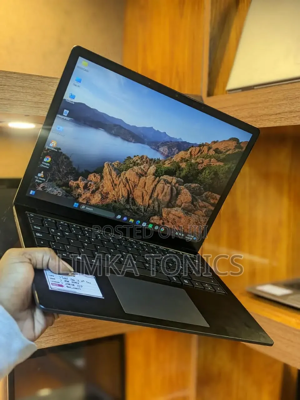 New Laptop Microsoft Surface Laptop 3 8GB Intel Core i5 SSD 256GB