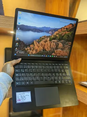 New Laptop Microsoft Surface Laptop 3 8GB Intel Core i5 SSD 256GB