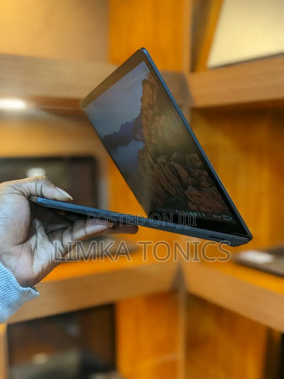 New Laptop Microsoft Surface Laptop 3 8GB Intel Core i5 SSD 256GB