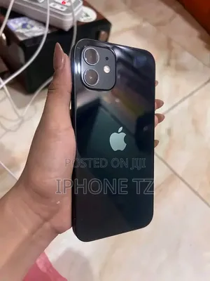 New Apple iPhone 12 64 GB Black