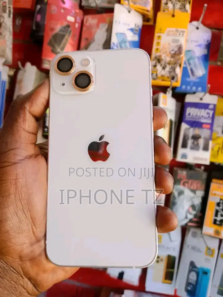 New Apple iPhone 13 128 GB White