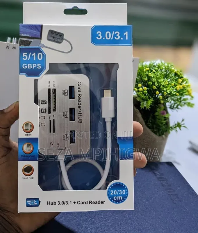 ​Multi-Port USB 3.0/3.1 Hub + All-in-1 Card Reader (5/10 Gbps)