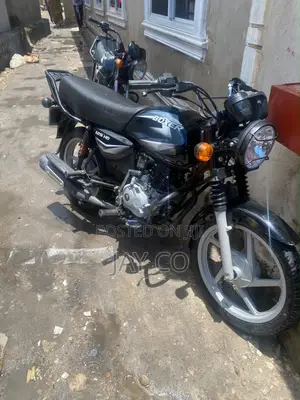 Bajaj Boxer 125 2024 Black
