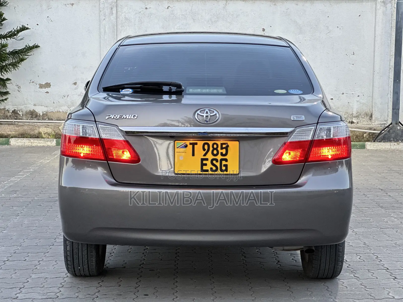Toyota Premio 2010 Gray