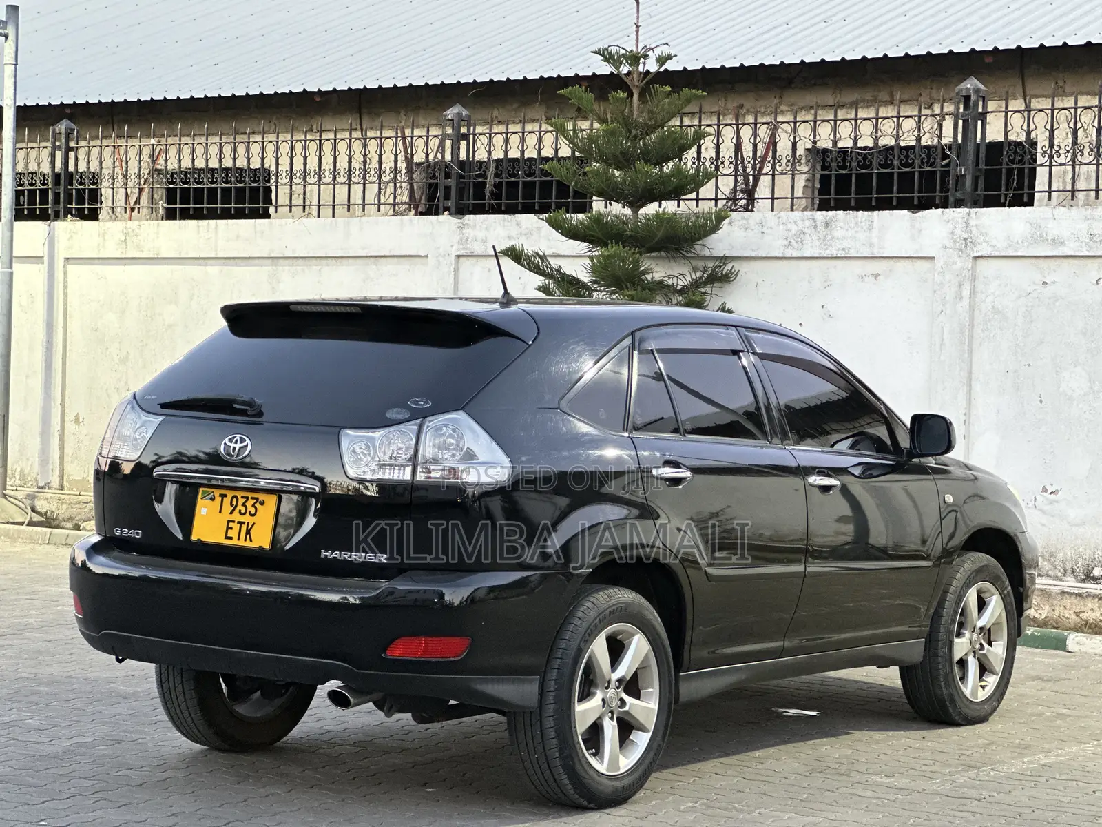 Toyota Harrier 2006 Black