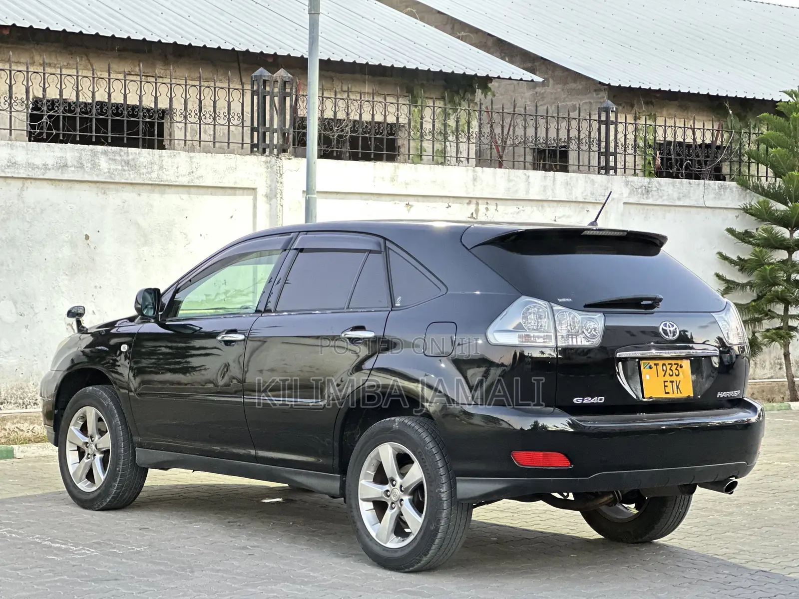 Toyota Harrier 2006 Black