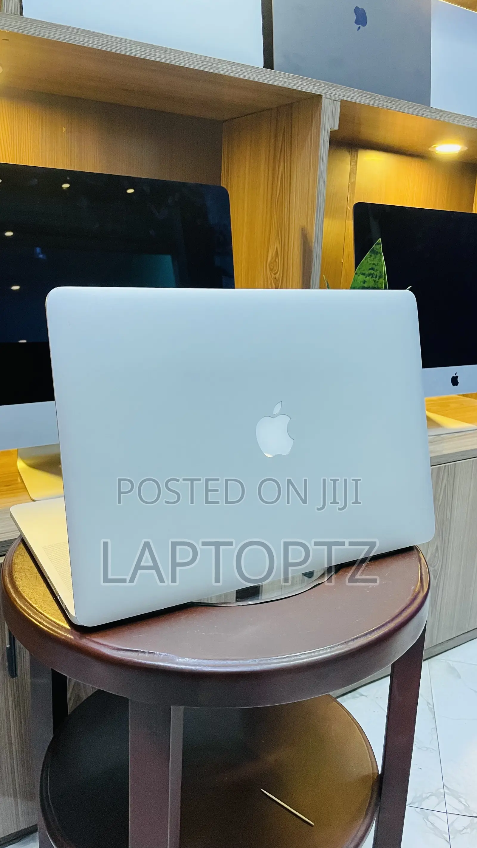Laptop Apple MacBook Pro 2015 16GB Intel Core i7 SSD 512GB