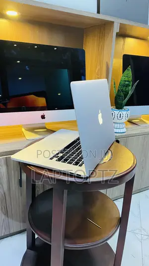 Laptop Apple MacBook Pro 2015 16GB Intel Core i7 SSD 512GB