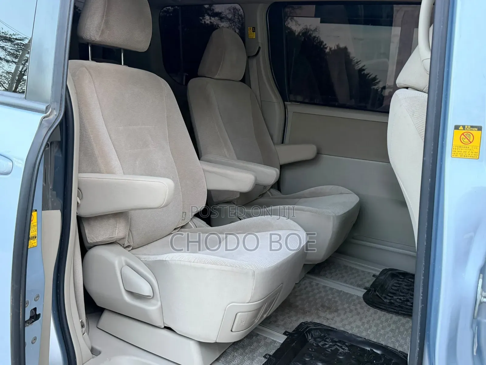 Toyota Noah 2010 Blue