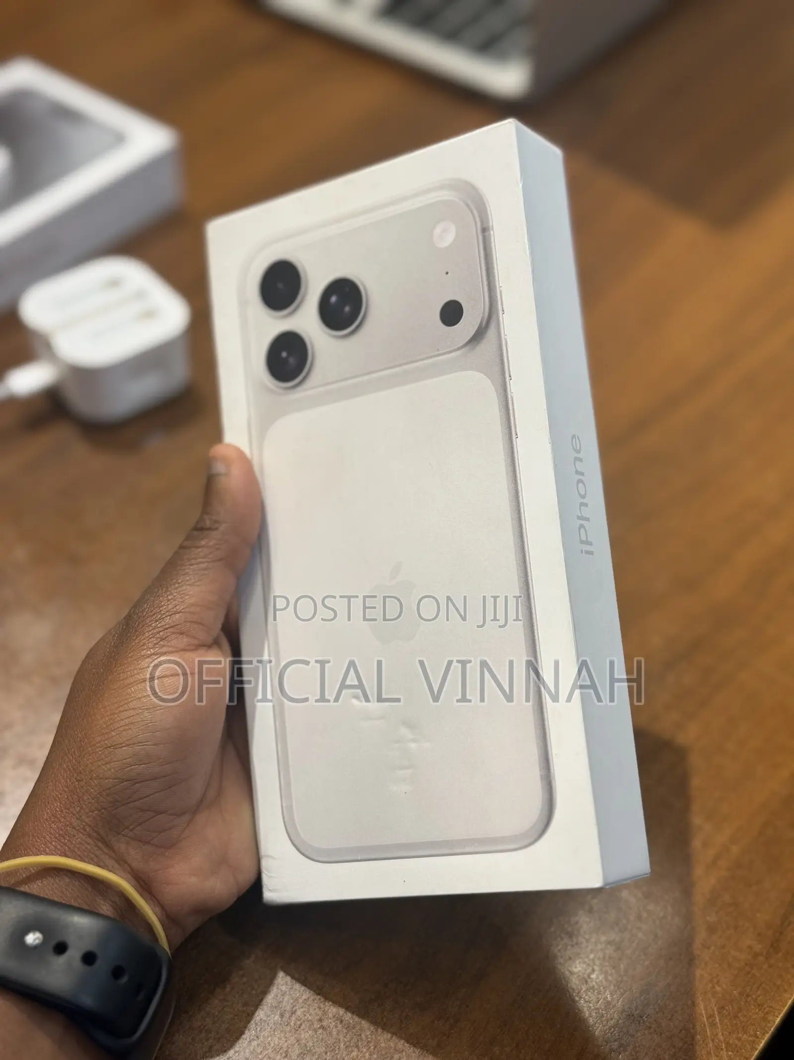 New Apple iPhone 17 Pro Max 256 GB Silver