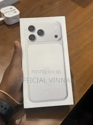 New Apple iPhone 17 Pro Max 256 GB Silver