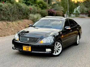 Toyota Crown Royale 2005 Black