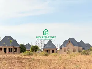 Jumla Ya Viwanja Vitano (5) Vinauzwa