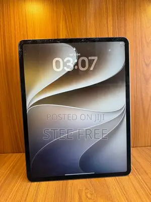 Apple iPad Pro 12.9 (2020) 256 GB Silver