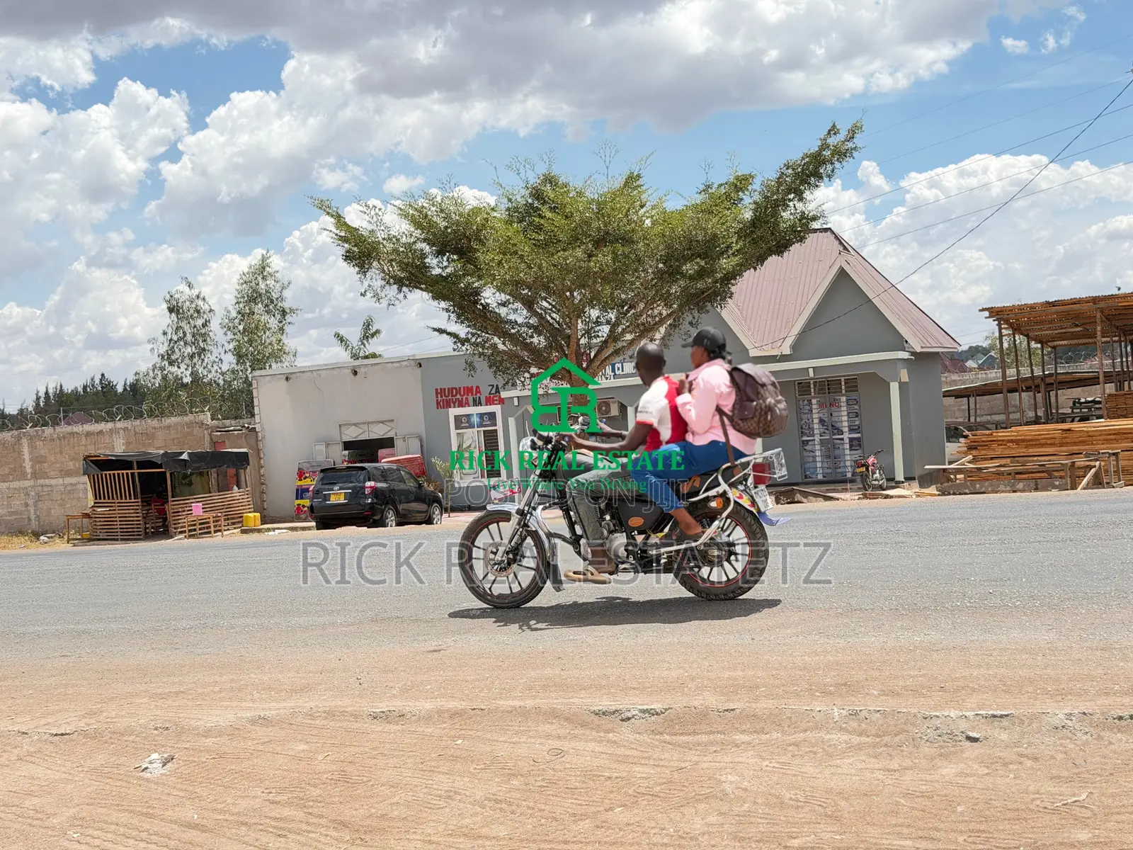 Fremu Za Biashara Zinauzwa Nyashishi Center