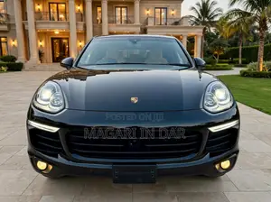 Porsche Cayenne 2016 Black