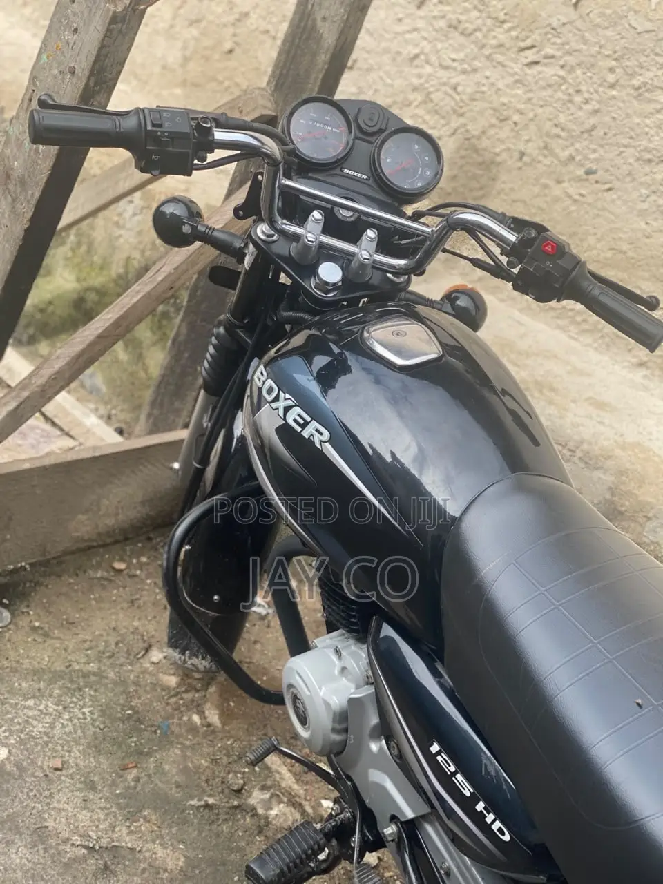Bajaj Boxer 125 2023