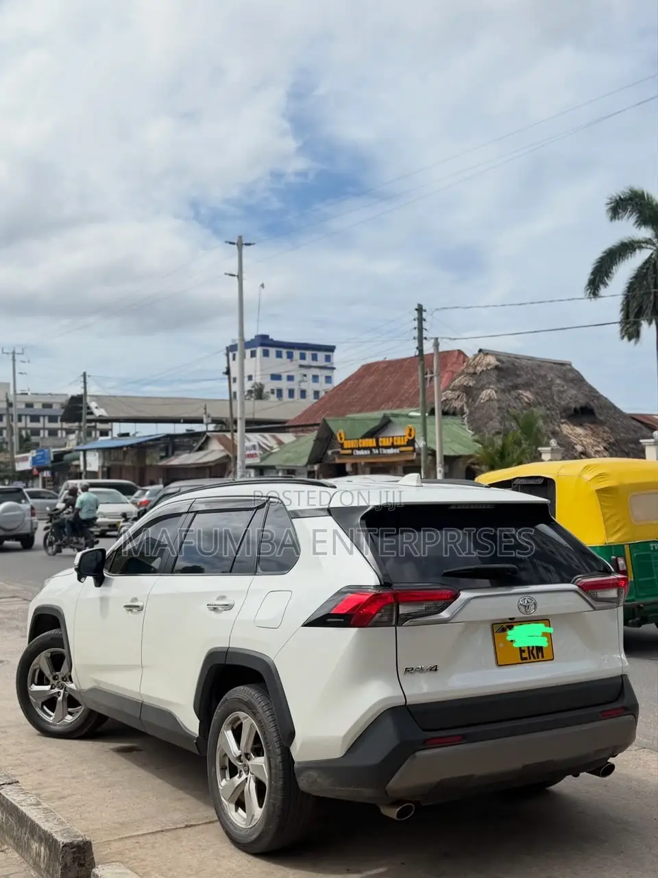 Toyota RAV4 Adventure 2021 White