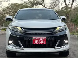 Toyota Harrier 2.0 2015 Pearl