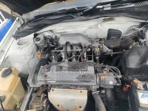Toyota Carina 2001 White