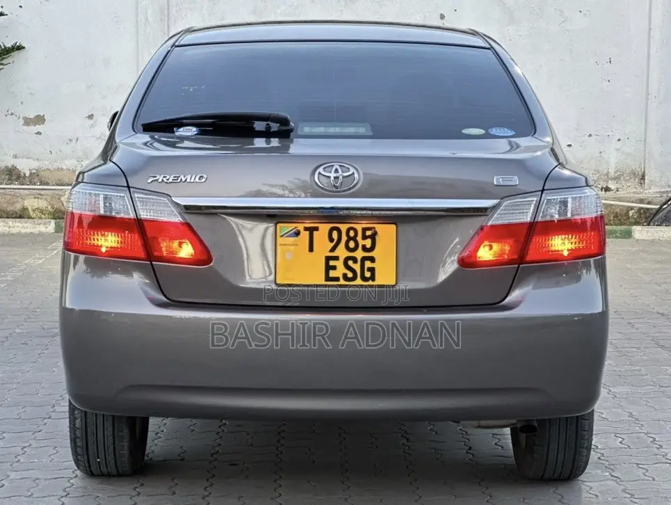Toyota Premio 1.5 FWD 2010 Gray