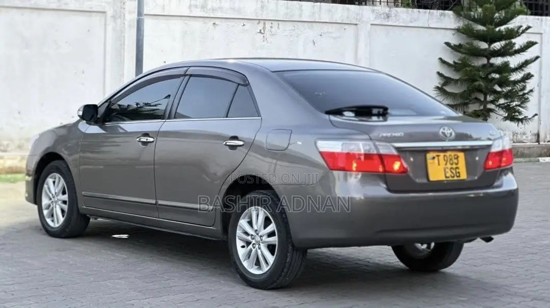 Toyota Premio 1.5 FWD 2010 Gray
