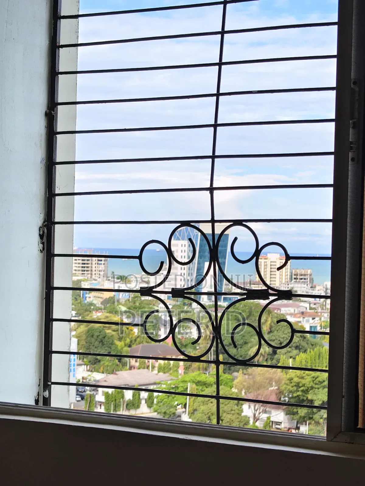 Furnished 4bdrm Apartment in Upanga West for rent