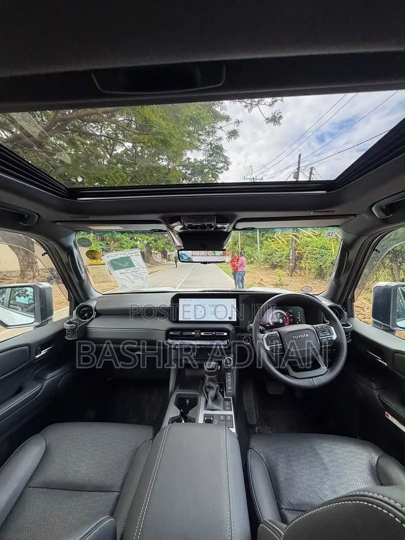 Toyota Land Cruiser Prado 2.8 2025 Pearl