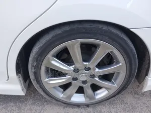 Toyota Crown 2008 Pearl