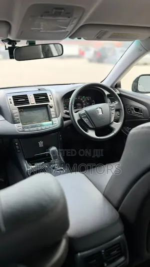 Toyota Crown 2009 Black