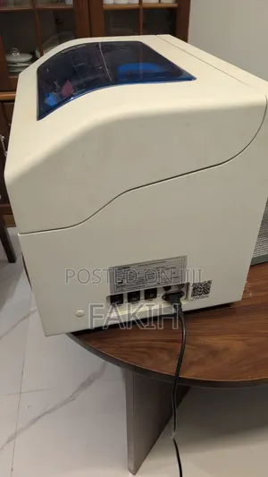 Full Chemistry Analyzer