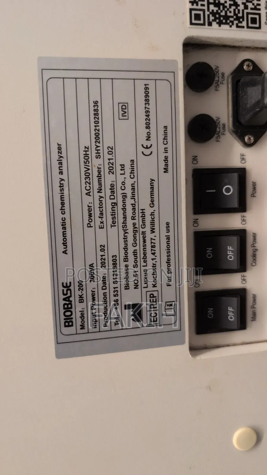 Full Chemistry Analyzer