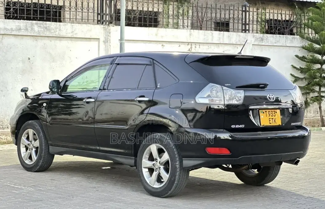 Toyota Harrier 2.4 2007 Black