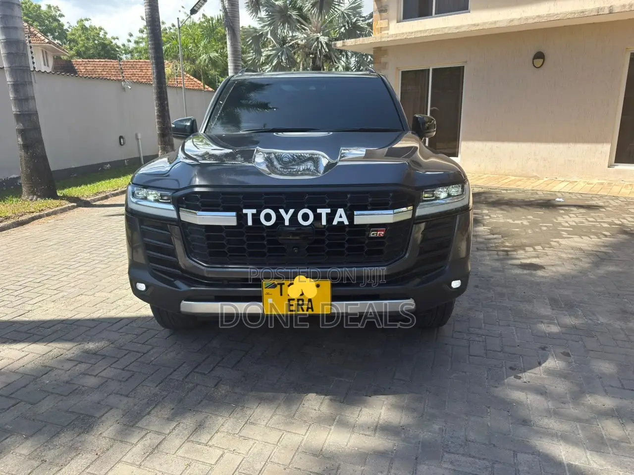 Toyota Land Cruiser 2024 Gray