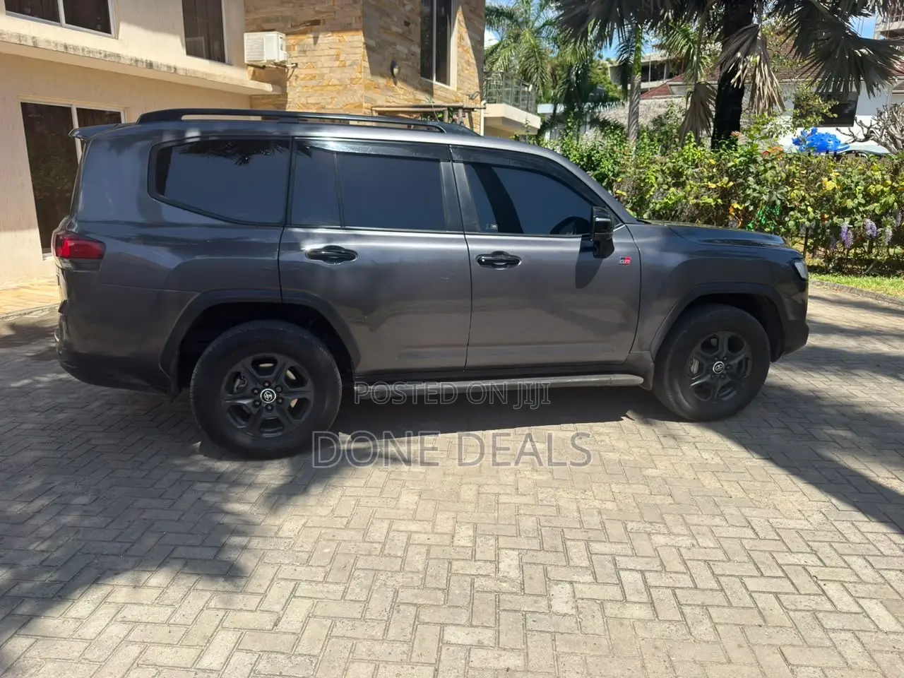 Toyota Land Cruiser 2024 Gray