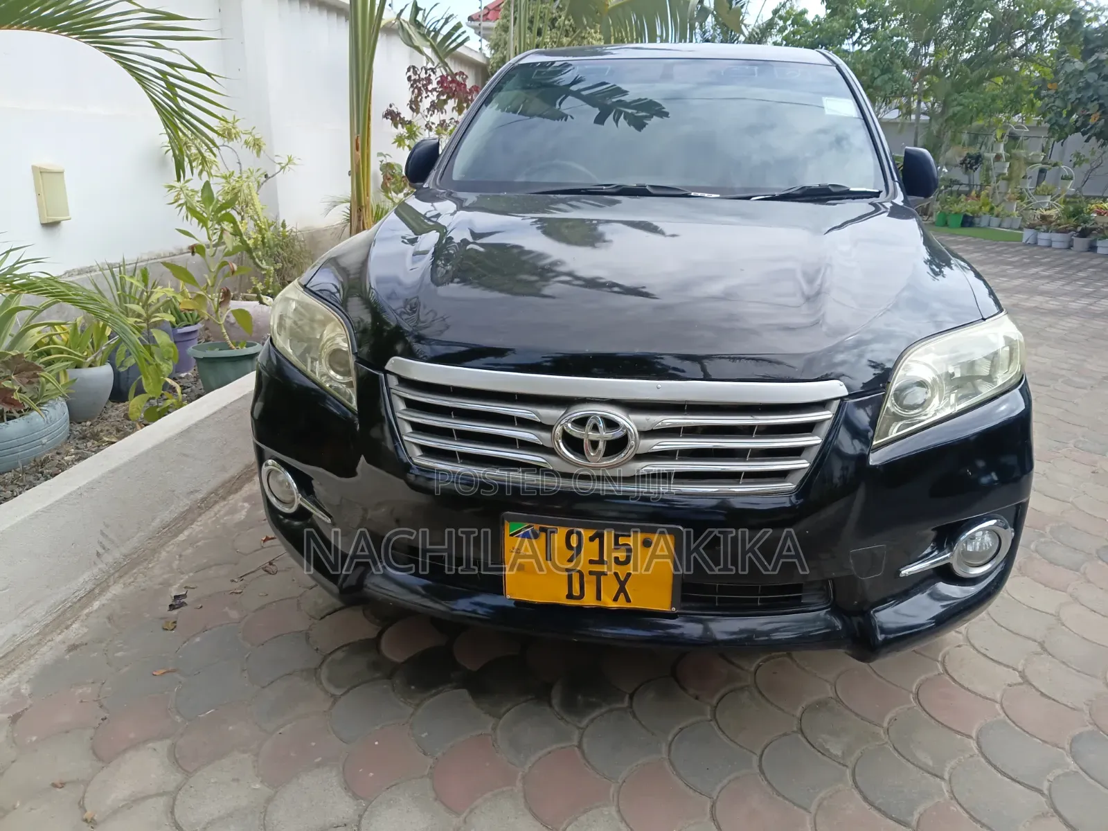 Toyota Vanguard 2011 Black