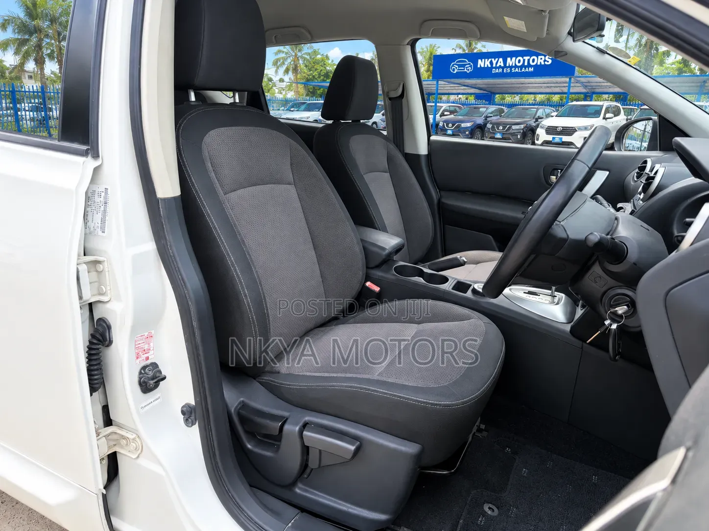 Nissan Dualis 2012 White
