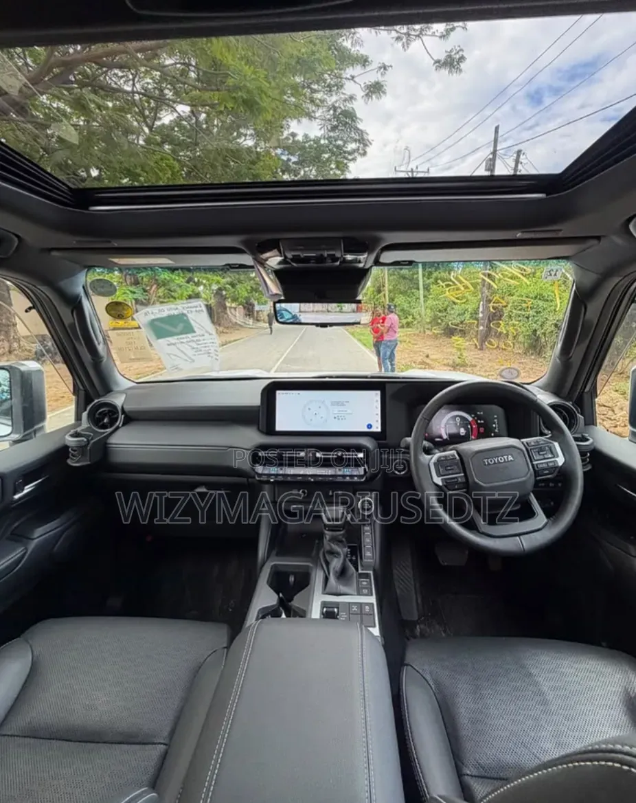 Toyota Land Cruiser Prado 2.8 2025 Off white