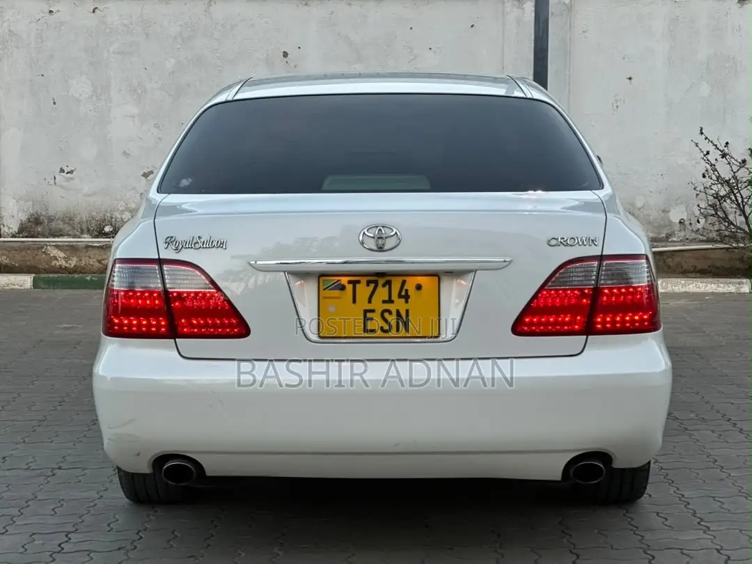 Toyota Crown 2009 Pearl