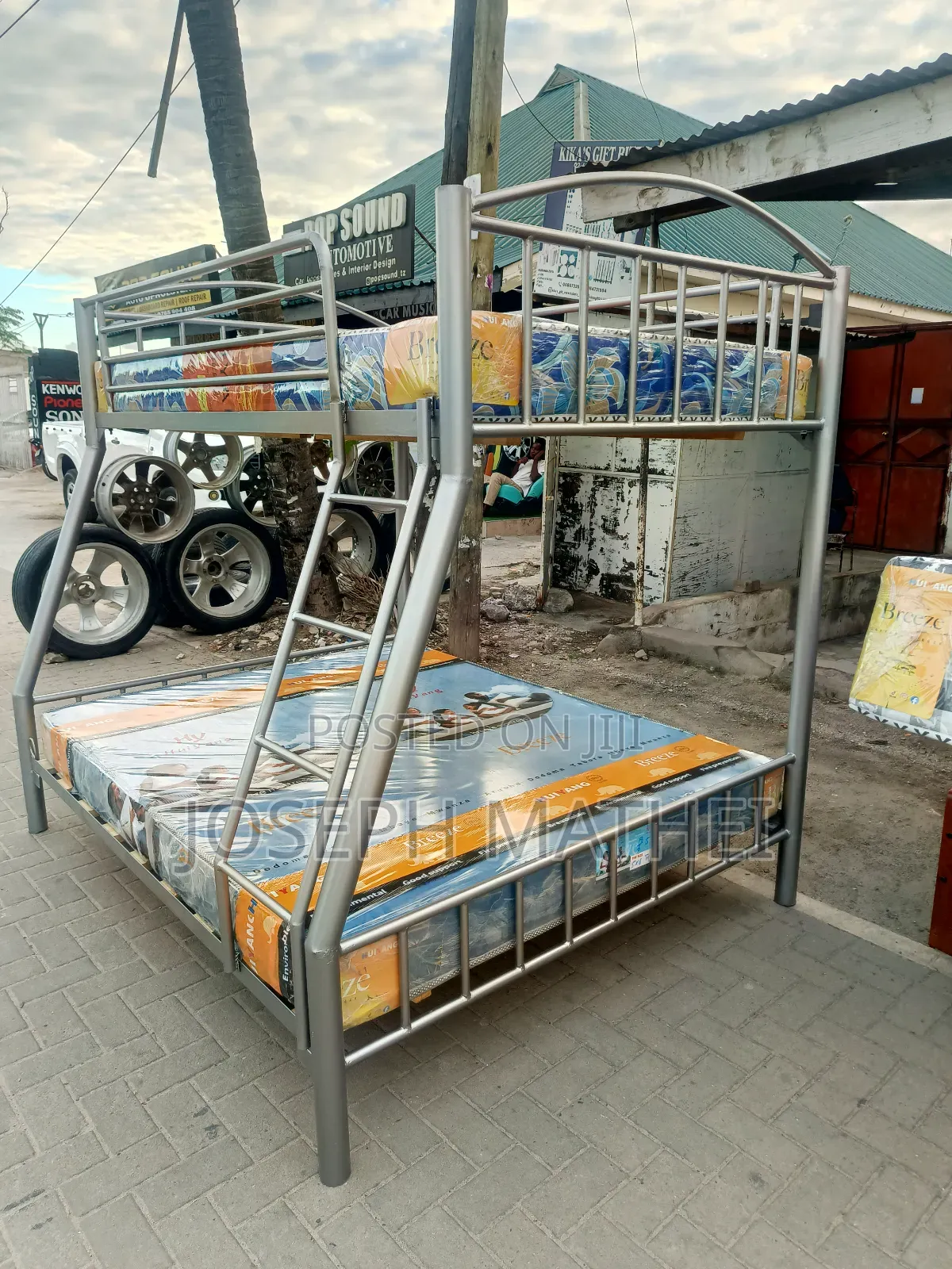 Bunk Bed 5/4 Includ Mattress