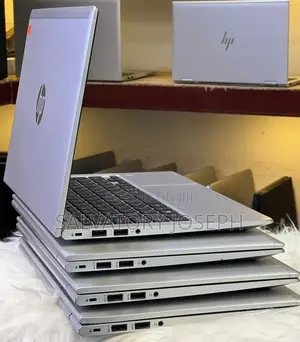 Laptop HP EliteBook x360 1040 G10 16GB Intel Core i7 SSD 512GB