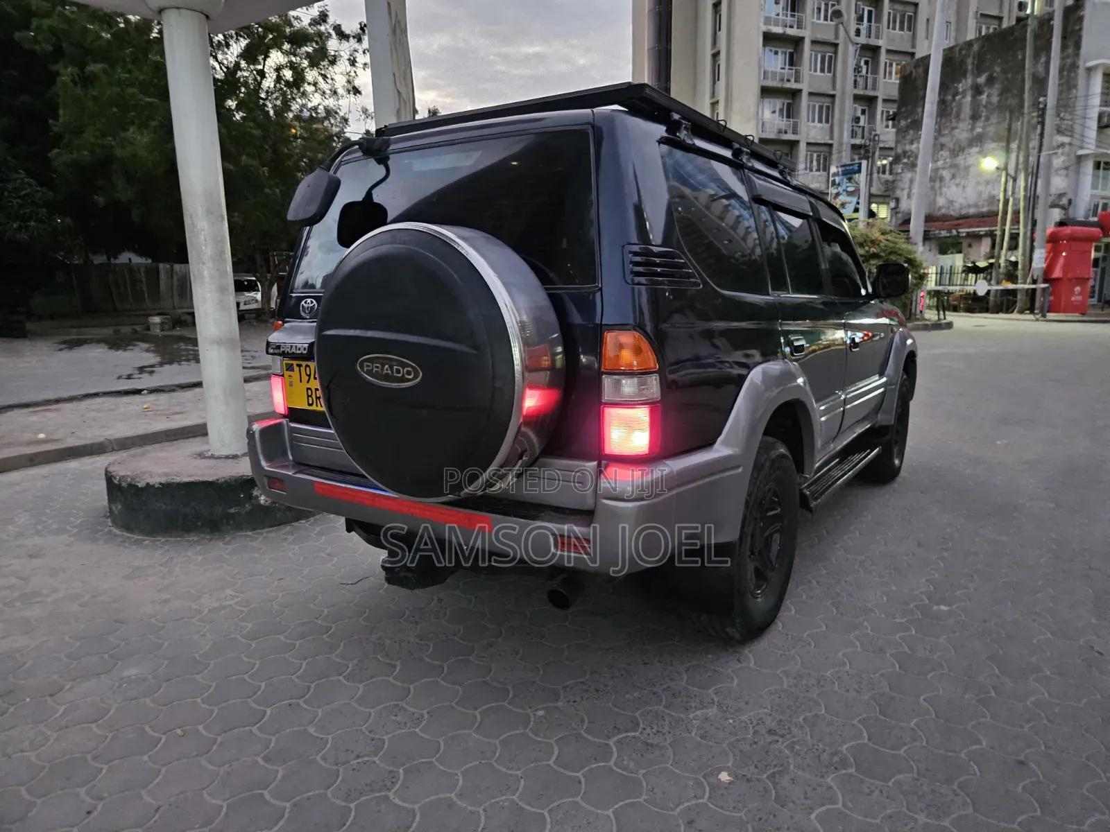 Toyota Land Cruiser Prado 2003 Blue