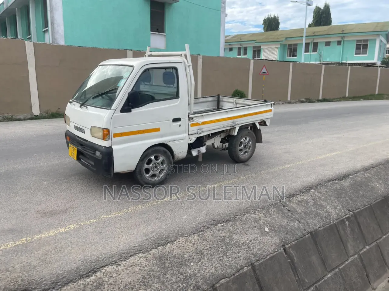 Suzuki Carry Nzuri Sanaa Wahi Bei Chee