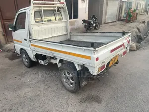Suzuki Carry Nzuri Sanaa Wahi Bei Chee
